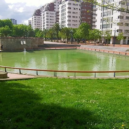 公寓 Amezola Park *